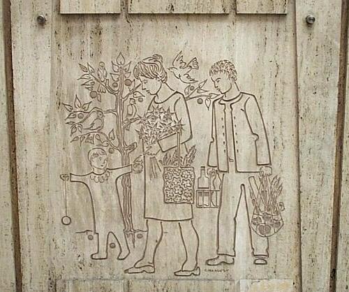 Mural by Jean-Charles Charuest at the foot of the stairs on the Saint-Michel platform