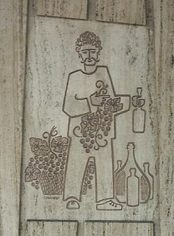 Mural by Jean-Charles Charuest on the Saint-Michel platform