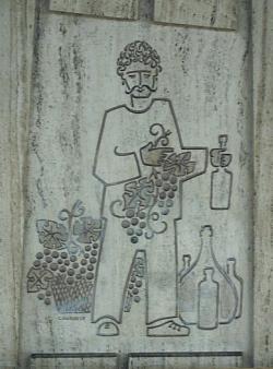 Mural by Jean-Charles Charuest on the Saint-Michel platform