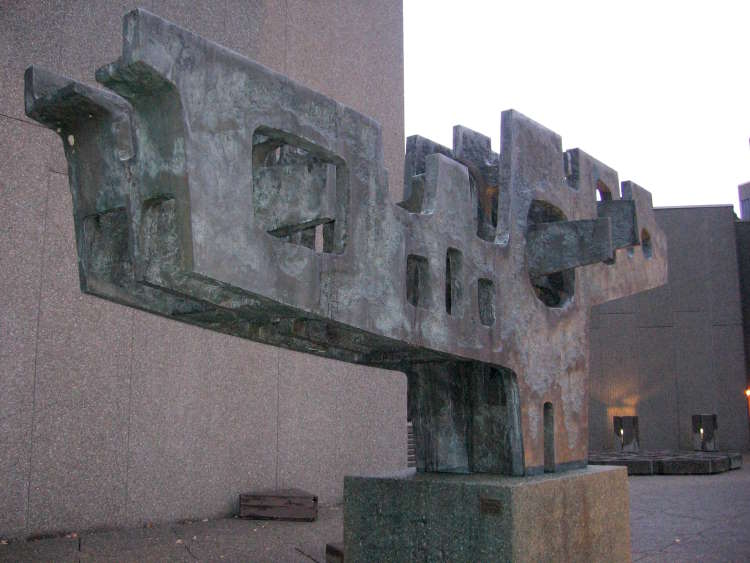 Sculpture by Charles Daudelin