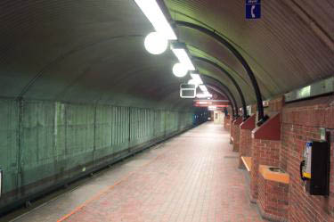 Snowdon platform after the removal of the murals