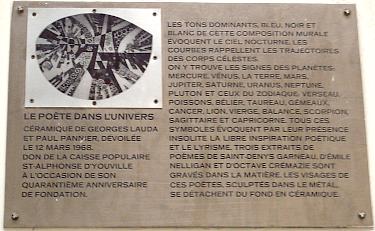 Le po&egrave;te dans l'univers, interpretive plaque