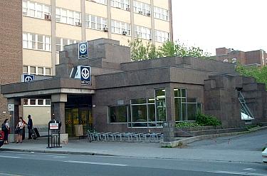 C&ocirc;te-des-Neiges Ouest kiosk