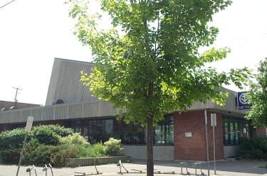 Louis-H&eacute;bert entrance pavilion