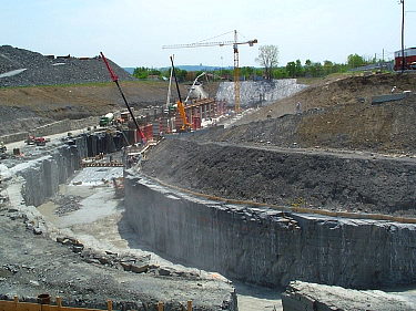 Excavation of the tail tracks to the garage