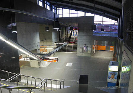 Interior of the pavilion, seen from the southern door