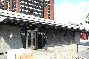 Jean-Talon Nord kiosk