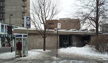Front of the Saint-Joseph kiosk