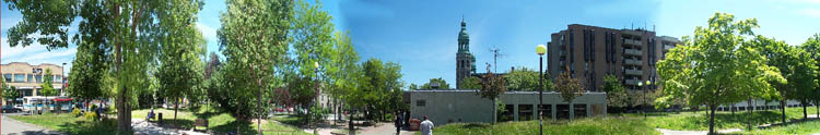 Panorama de la station Lionel-Groulx