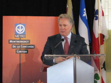 Premier Charest officially inaugurates the Laval extension