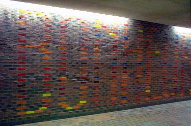 Mural Bonheur d'Occasion, by Julien H&eacute;bert