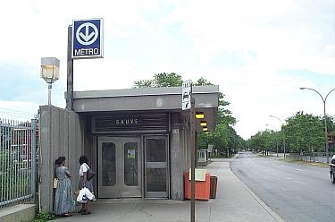 Exterior of the Sauv&eacute;  Sud entrance