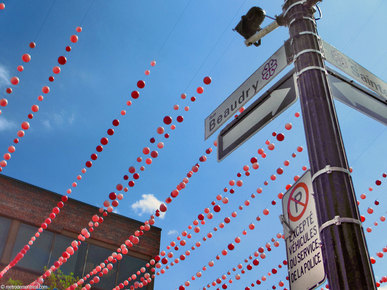 Panneau de nom de la rue Beaudry.