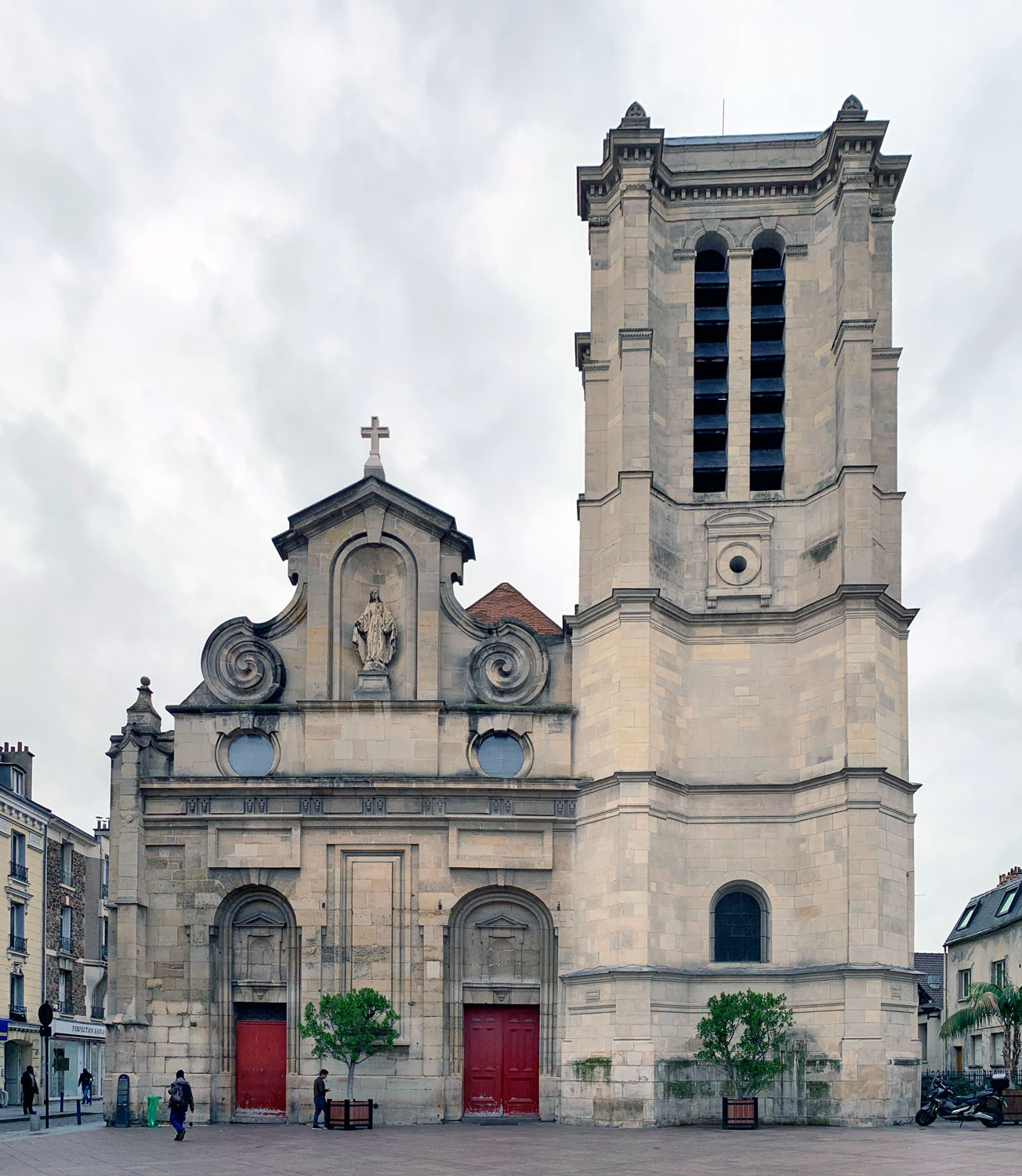 Église Notre-Dame-des-Vertus, lieu de pèlerinage à Aubervilliers (France)