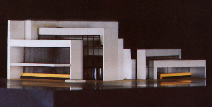 Maquette of the Rue Wellington headhouse.