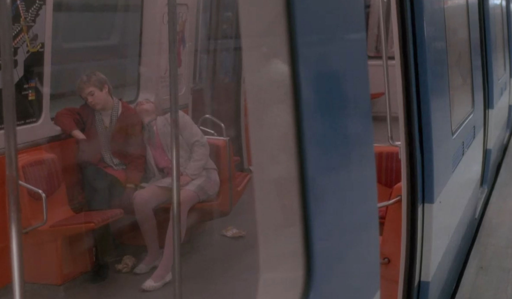 Pascale Bussières et Marcia Pilote en Sonatine (1984)