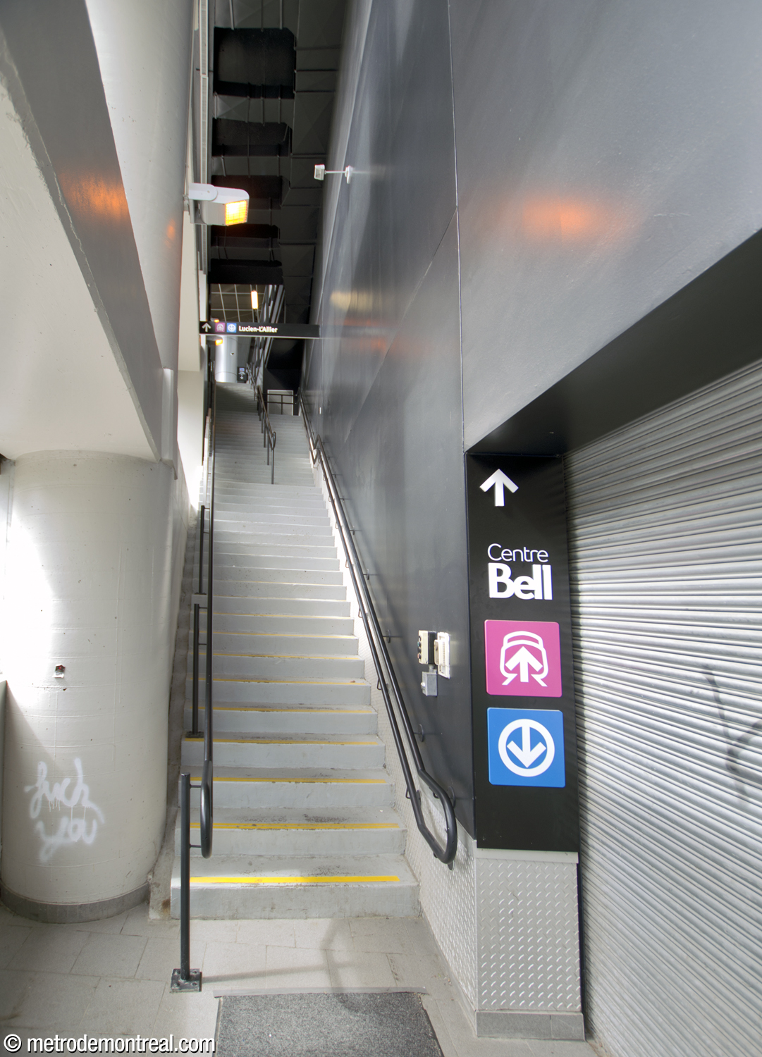 The narrow staircase leading to the commuter train station from Rue Saint-Antoine.