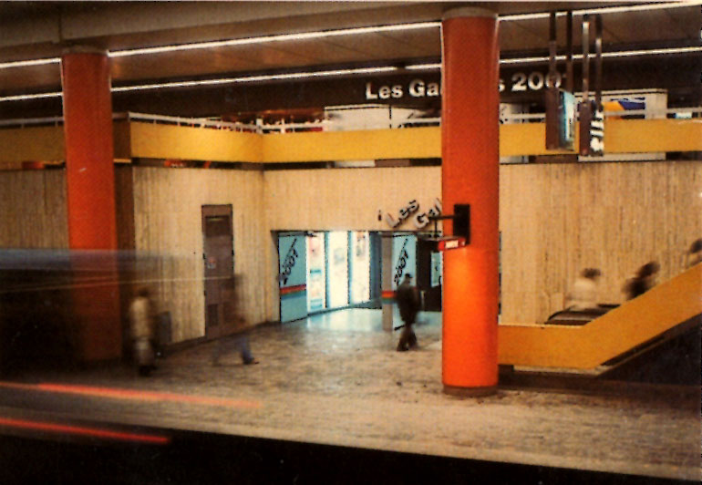 Former platform-level entrance to Les Galeries 2001