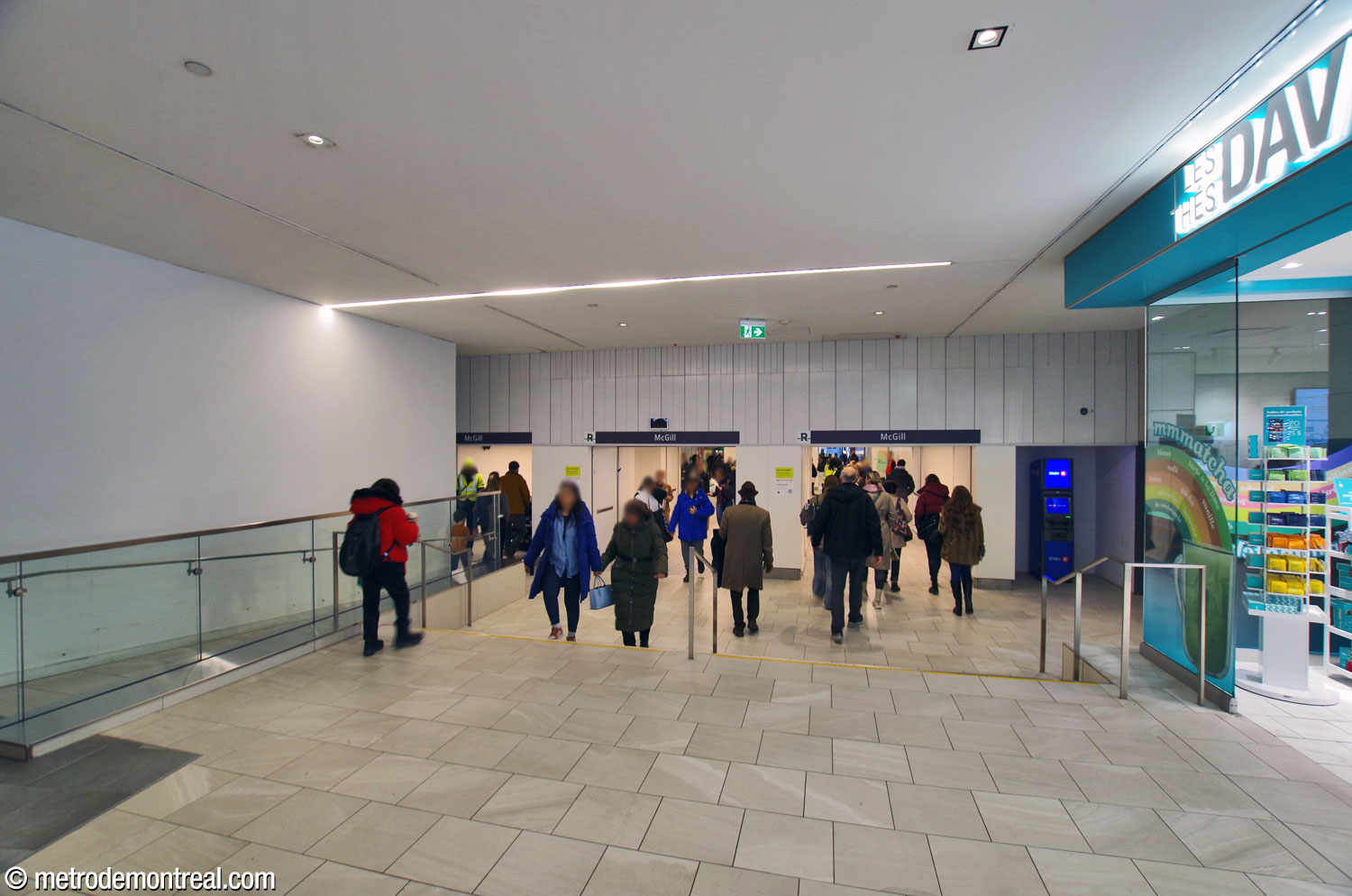 Entrance from the Eaton Centre into the REM station’s south ticket hall.