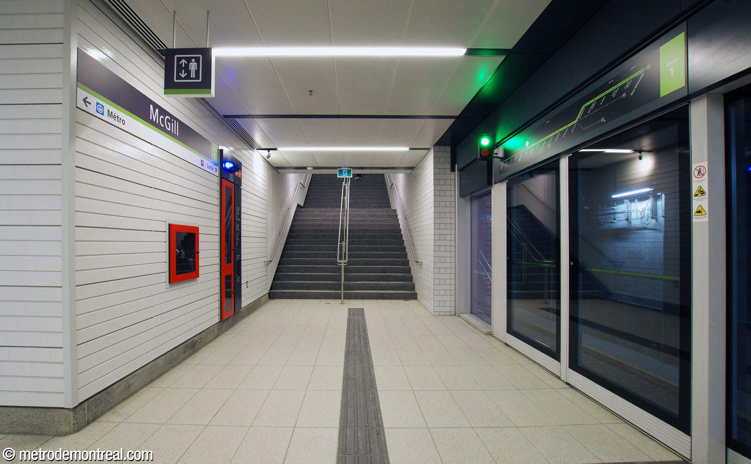 The stairwell from the northbound platform up to the south ticket hall.