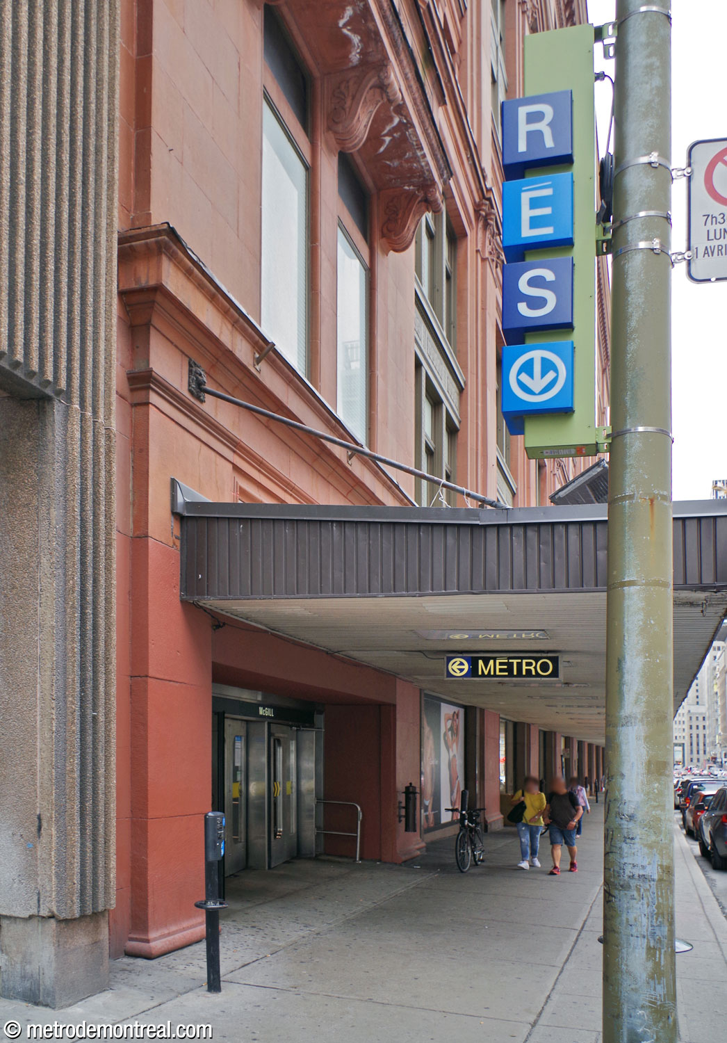 The Union Sud entrance, in the ground floor of the historic Bay building.