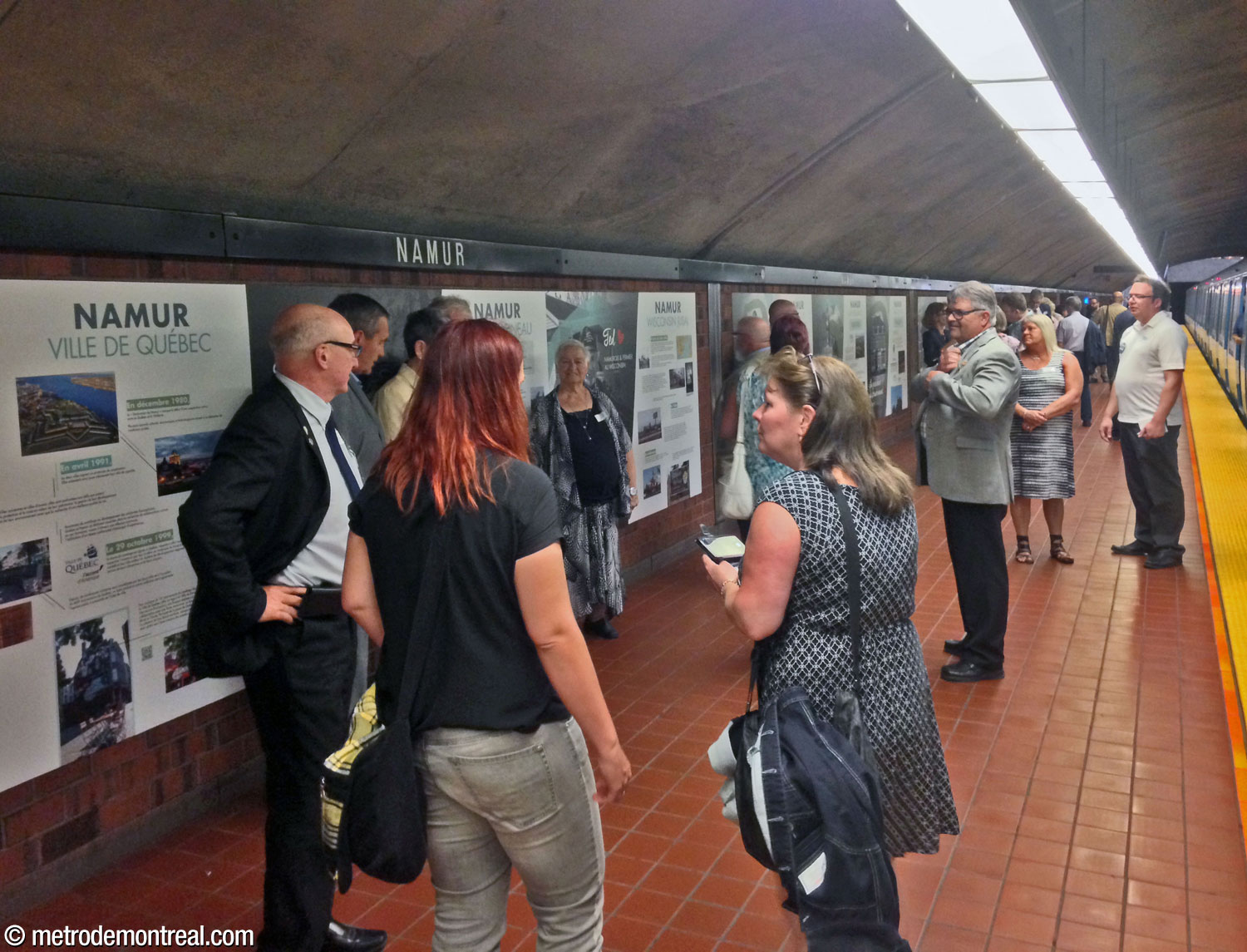 The delegation from Namur at the unveiling of informational displays on the station platforms in 2017