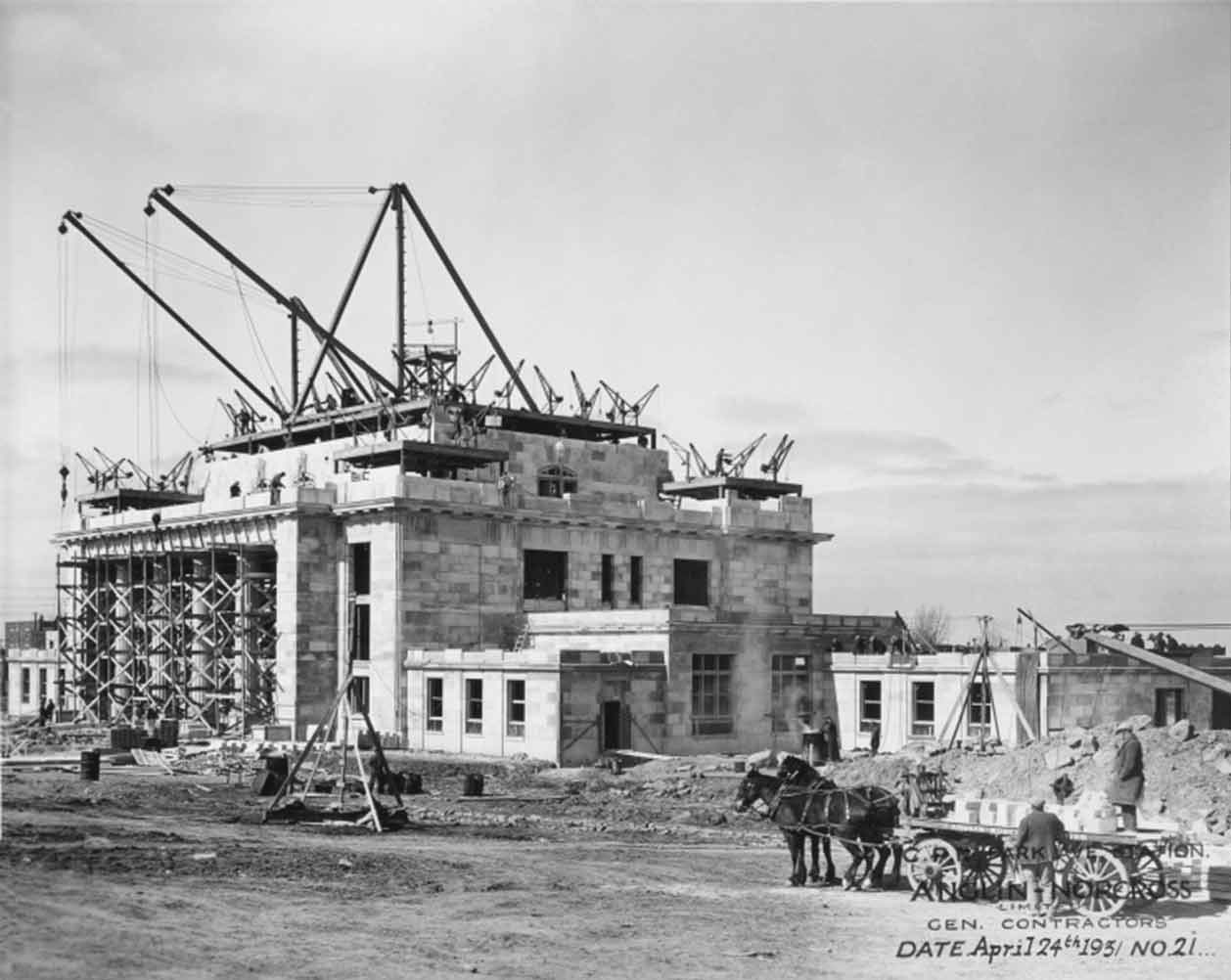 La gare Jean-Talon en chantier, le 24 avril 1931.