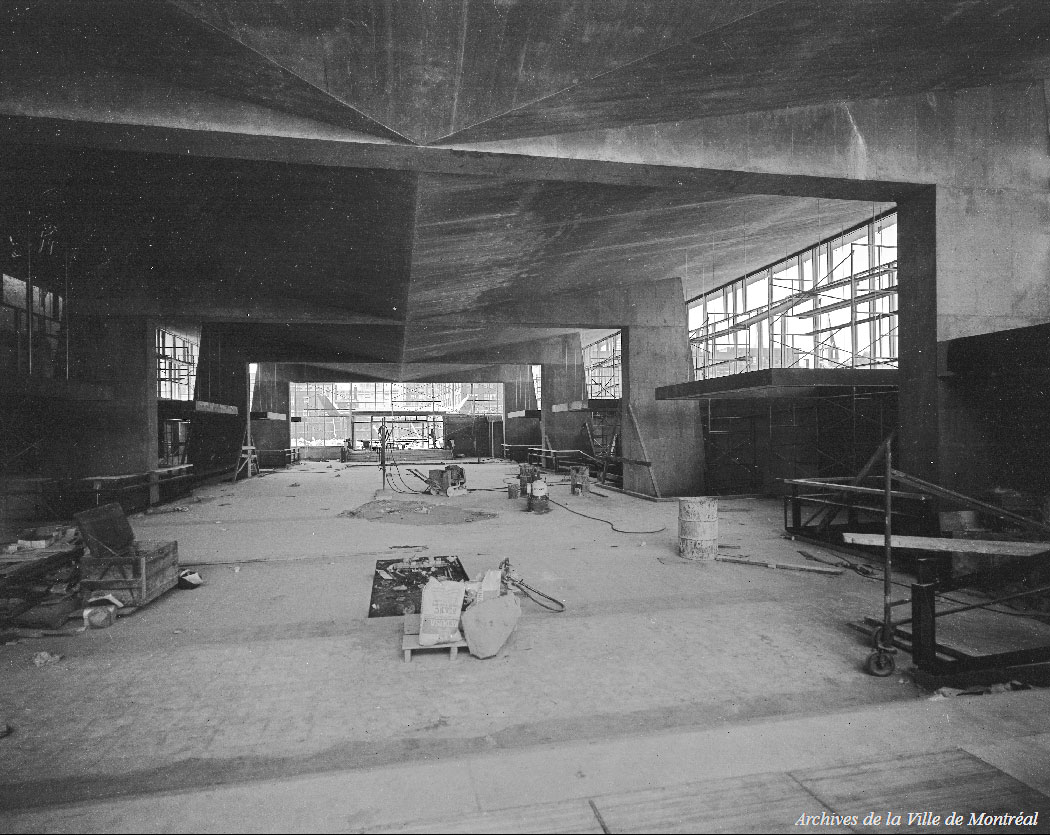 L'intérieur de l'édicule originel en chantier, en juillet 1966.