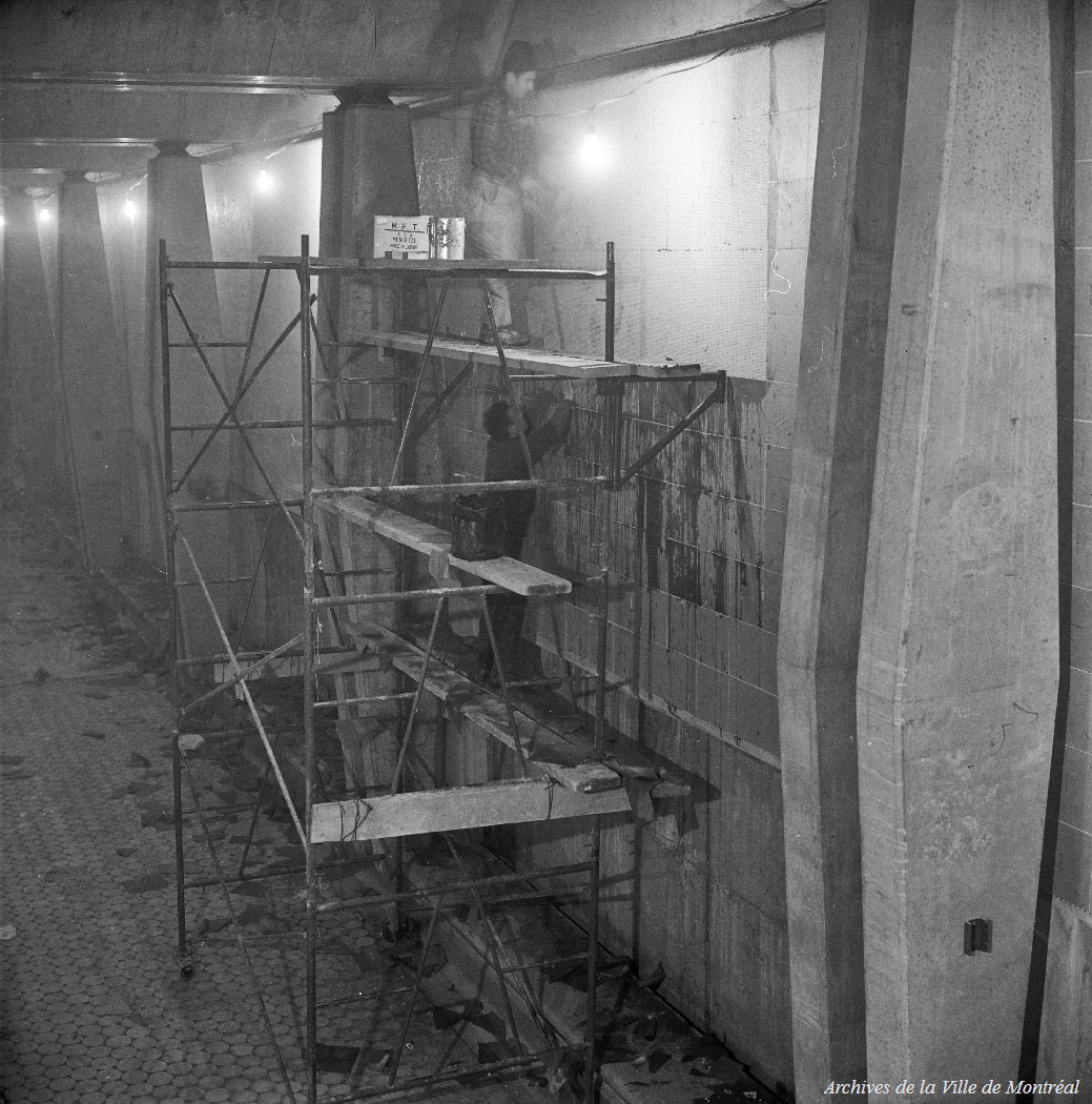 Le niveau des quais en construction