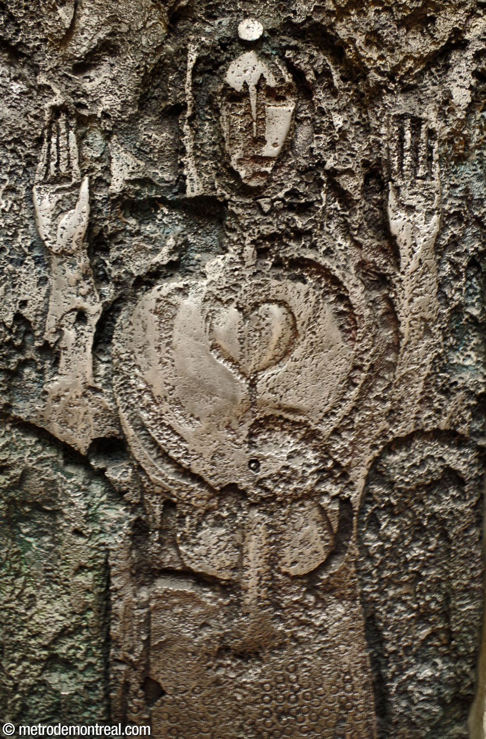 Detail of the central figure of Citius, Altius, Fortius by Jordi Bonet.