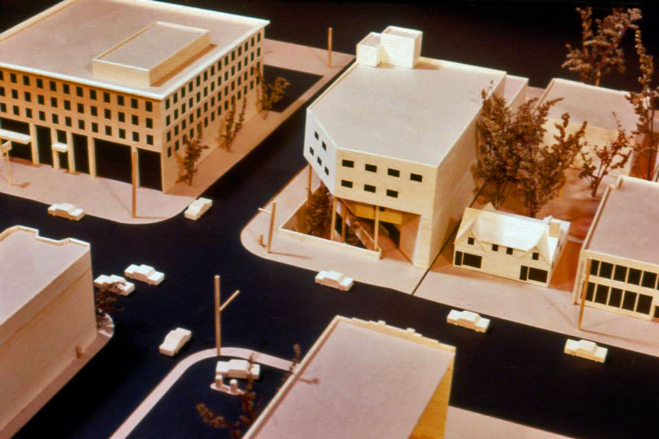 Maquette of the station's headhouse