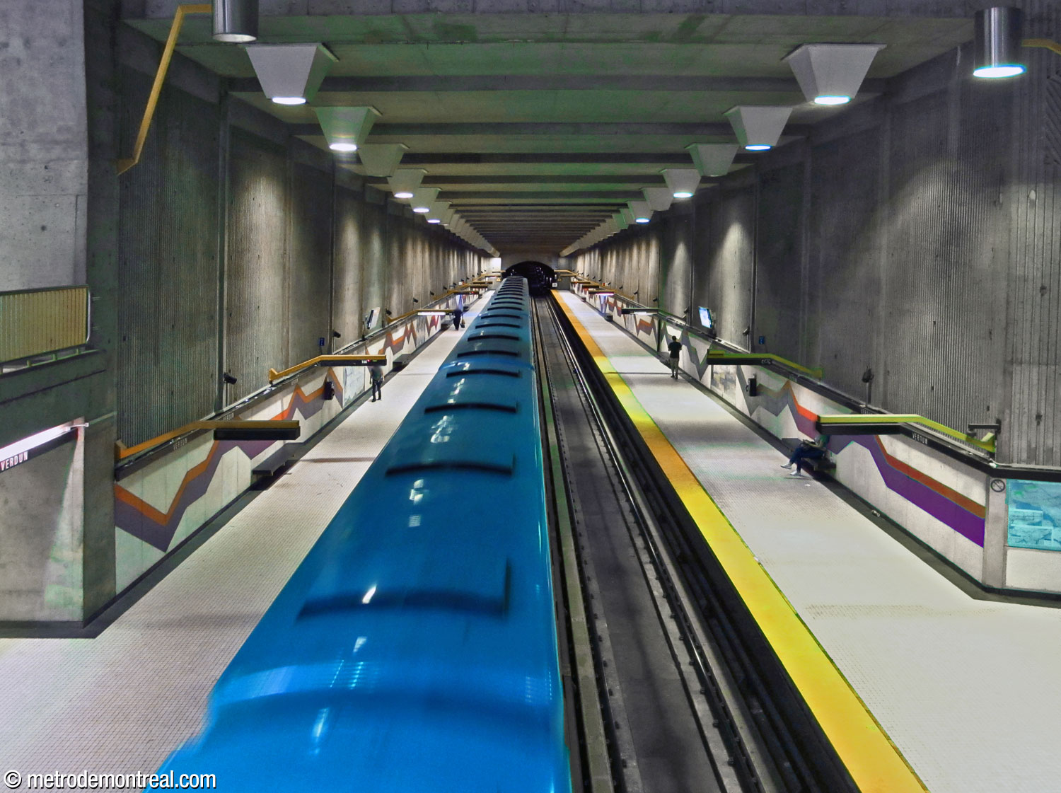 View of the platforms looking north from the crossover, showing the forced perspective effect of the volume overhead.