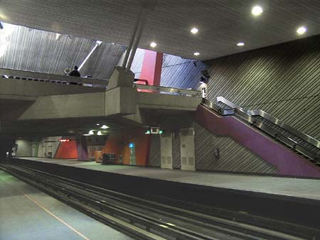 View of the platform and mezzanine overhead
