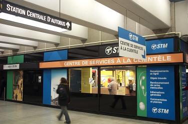 Station-service Berri-UQAM - STM information centre