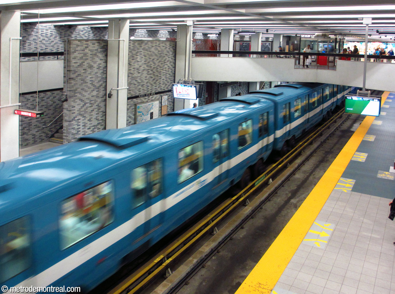 Overlooking the main volume in the centre of the trainroom from one of the walkways between the two ticket halls. The east ticket hall is at top right.