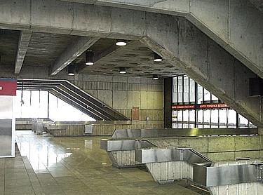Escaliers en forme d'entonnoir